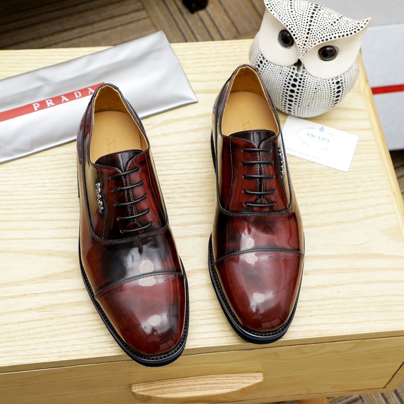 Pra*a leather shoes
